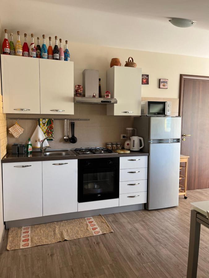 Apartamento Yellow House Fiumefreddo di Sicilia Exterior foto